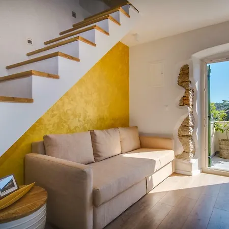 Casa Rustica דירה מאלי לוסיניי